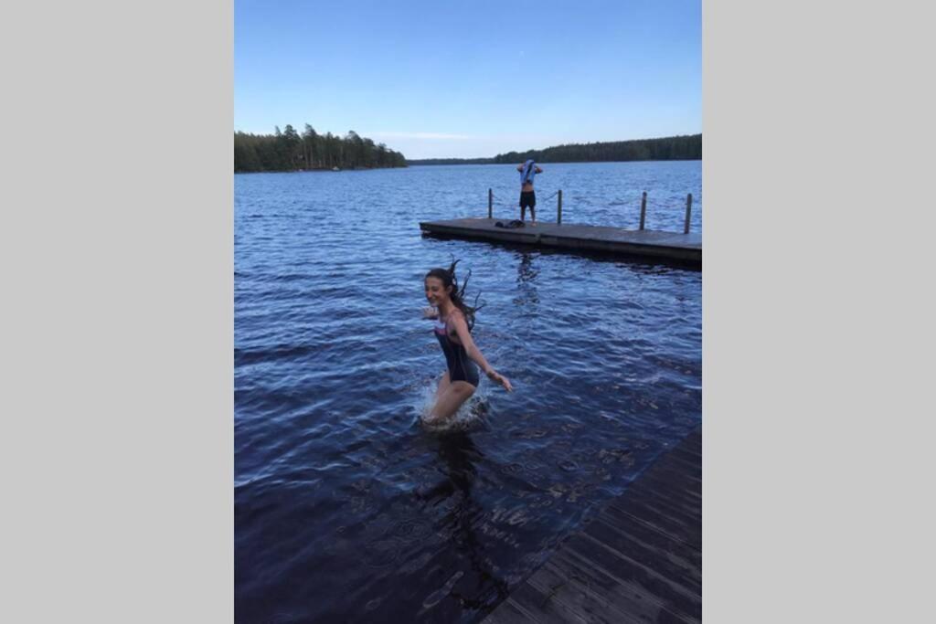 Vacker Hus I Naturen Froseke ภายนอก รูปภาพ
